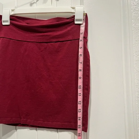 Charlotte Russe Maroon Mini Skirt Size M Y2K Mini Skirt - Picture 4 of 4
